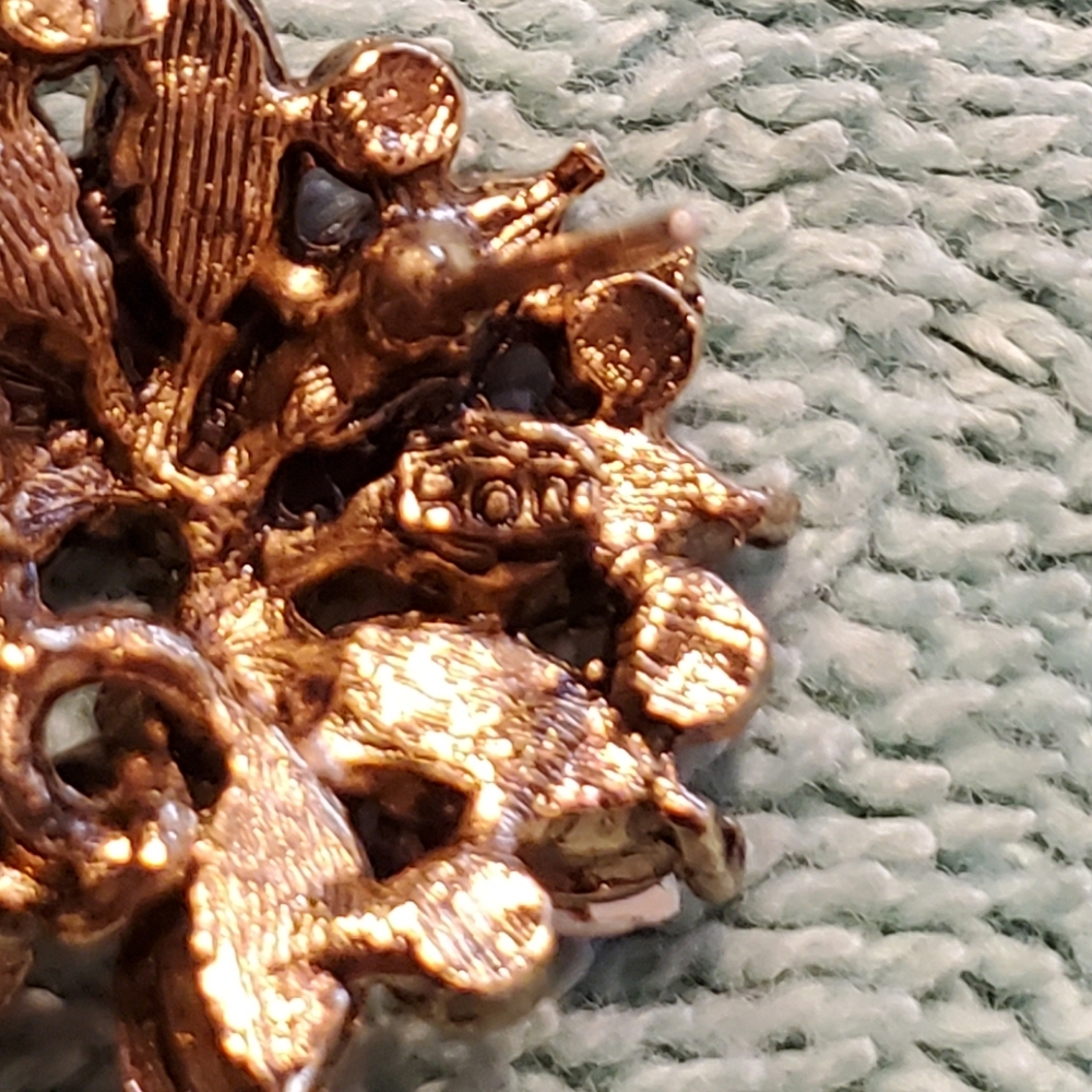 Elegant Vintage Ruby Red Crystal Drop Earrings Si… - image 5